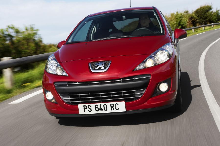  Peugeot 207 RC 2010 года  (фото 10 из 27)